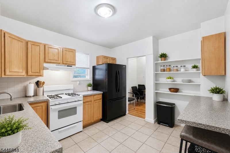 17 Highland Terrace Irvington NJ 07111