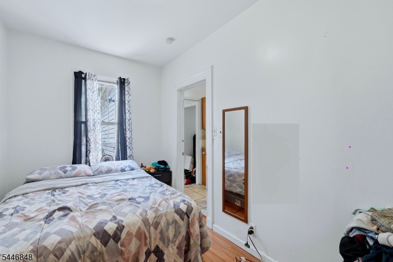 17 Highland Terrace Irvington NJ 07111