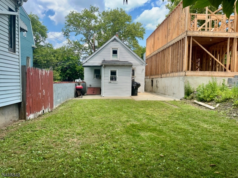 17 Highland Terrace Irvington NJ 07111