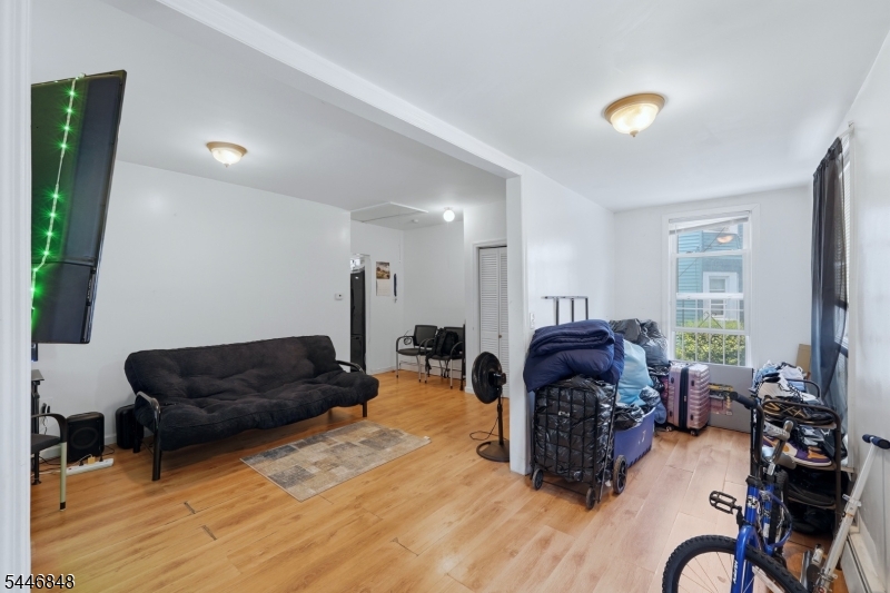 17 Highland Terrace Irvington NJ 07111