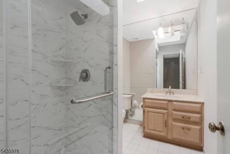 1 Linda Lane North Plainfield NJ 07060