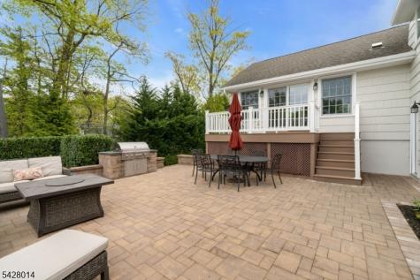1050 Lawrence Avenue Westfield NJ 07090