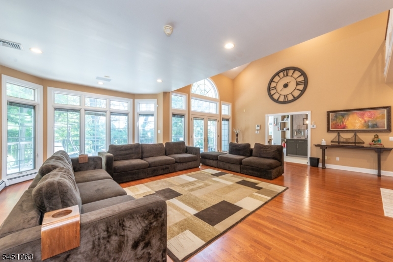 18 Nathan Drive Montville NJ 07082
