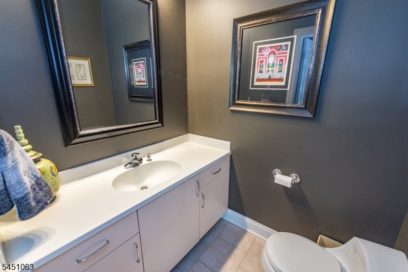 18 Nathan Drive Montville NJ 07082