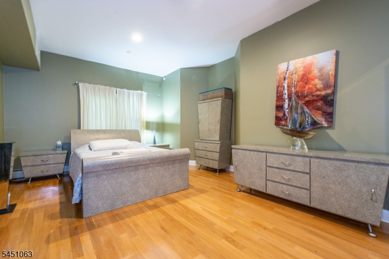 18 Nathan Drive Montville NJ 07082