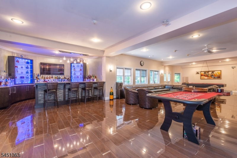 18 Nathan Drive Montville NJ 07082