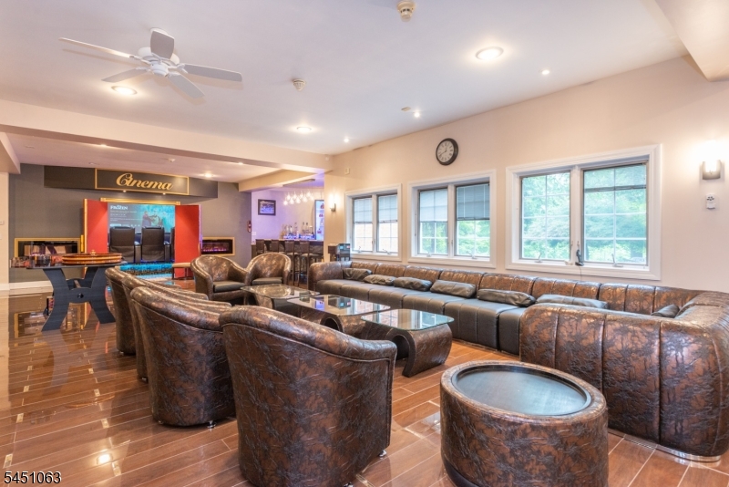 18 Nathan Drive Montville NJ 07082