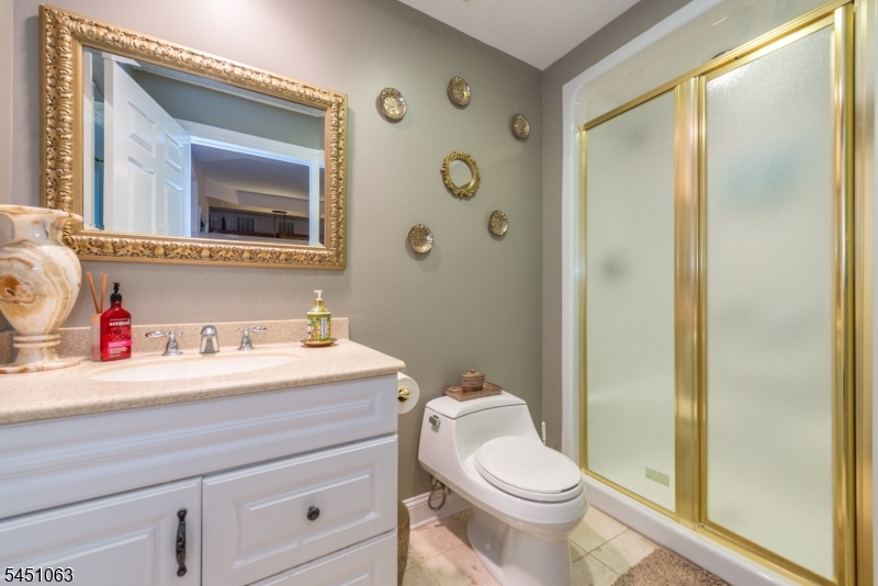 18 Nathan Drive Montville NJ 07082
