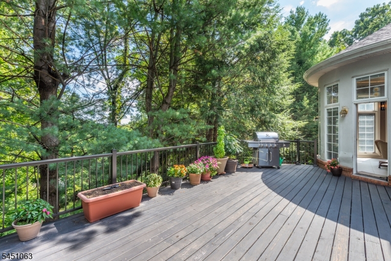 18 Nathan Drive Montville NJ 07082