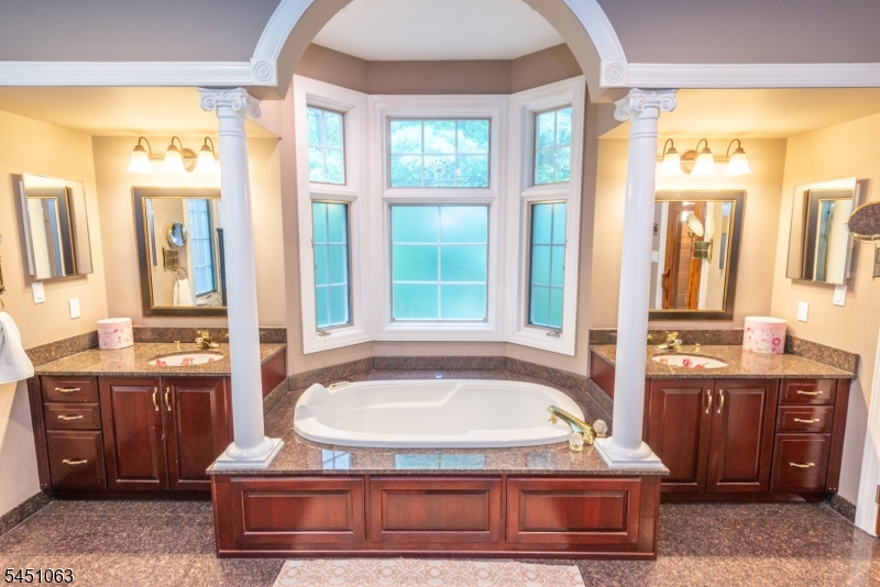 18 Nathan Drive Montville NJ 07082