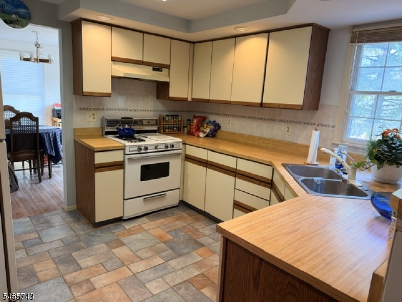 947 E Lincoln Avenue Piscataway NJ 08854