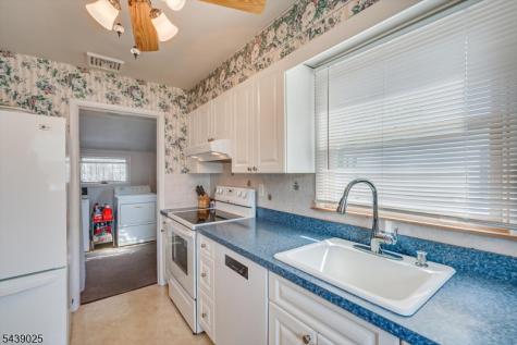 30 Walnut Street Edison NJ 08817