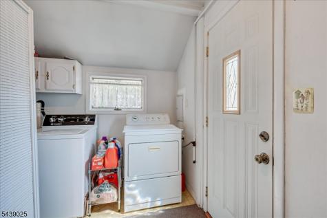 30 Walnut Street Edison NJ 08817