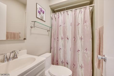 30 Walnut Street Edison NJ 08817