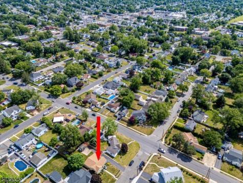 30 Walnut Street Edison NJ 08817