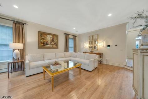 303 Rockland Avenue River Vale NJ 07675