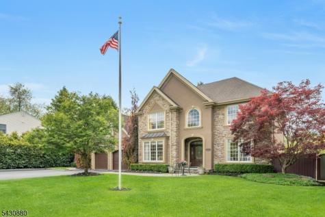 303 Rockland Avenue River Vale NJ 07675
