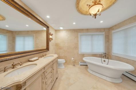303 Rockland Avenue River Vale NJ 07675