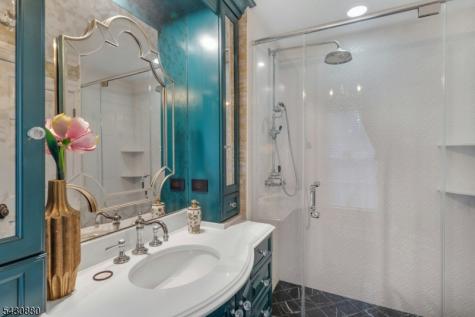 303 Rockland Avenue River Vale NJ 07675