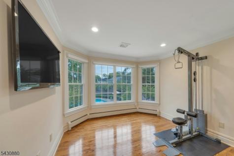 303 Rockland Avenue River Vale NJ 07675