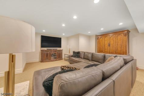 303 Rockland Avenue River Vale NJ 07675