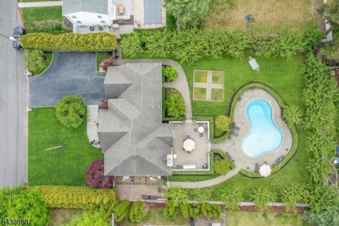 303 Rockland Avenue River Vale NJ 07675