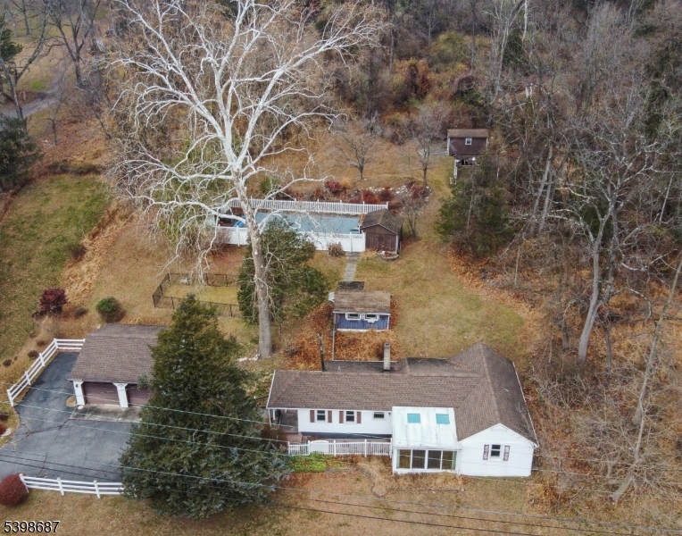 398 Riegelsville Road Holland NJ 08848