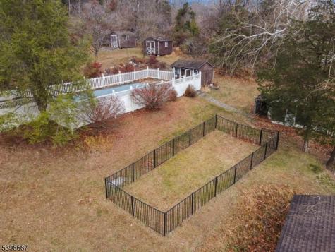 398 Riegelsville Road Holland NJ 08848