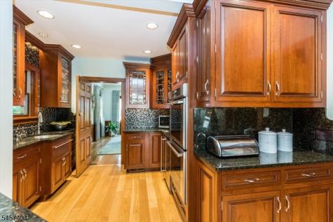 174 Highland Avenue Montclair NJ 07042
