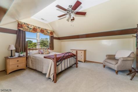 3 Ewing Drive Raritan NJ 08822