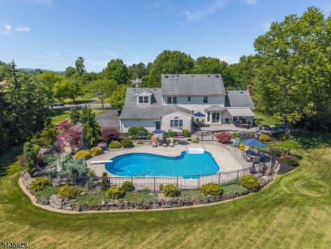 3 Ewing Drive Raritan NJ 08822