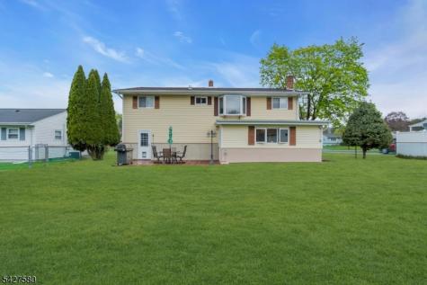 106 Louis Lane Hackettstown NJ 07840