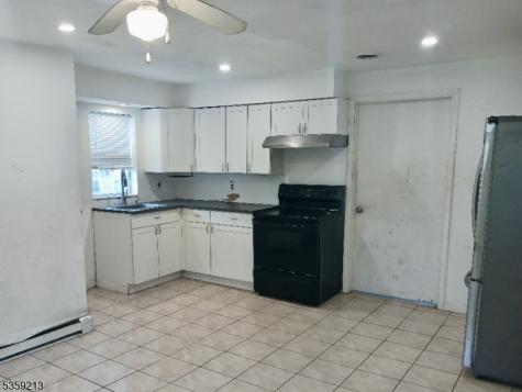 792 Paulsboro Road Logan NJ 08085