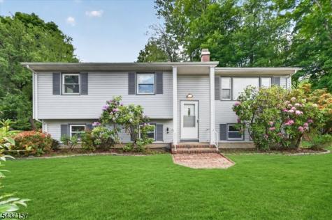401 Canistear Road Vernon NJ 07460