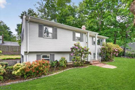 401 Canistear Road Vernon NJ 07460