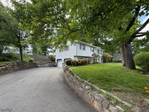 401 Canistear Road Vernon NJ 07460