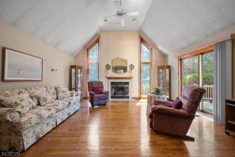43 Elm Hill Road Clifton NJ 07013