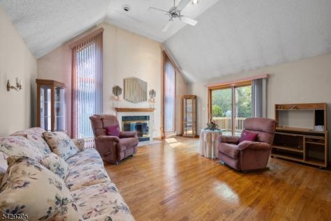 43 Elm Hill Road Clifton NJ 07013