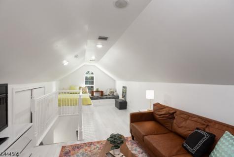 8 Franklin Place Montclair NJ 07042