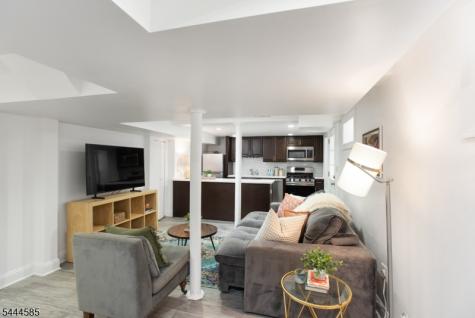 8 Franklin Place Montclair NJ 07042