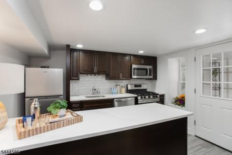 8 Franklin Place Montclair NJ 07042