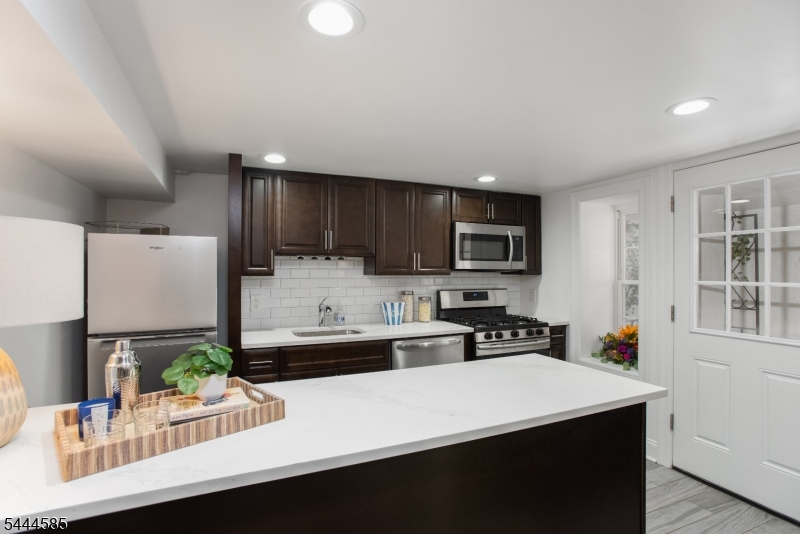 8 Franklin Place Montclair NJ 07042