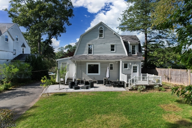 8 Franklin Place Montclair NJ 07042