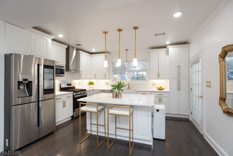 8 Franklin Place Montclair NJ 07042
