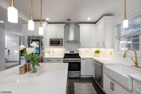 8 Franklin Place Montclair NJ 07042
