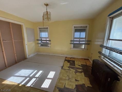 37 Wayne Avenue East Orange NJ 07018