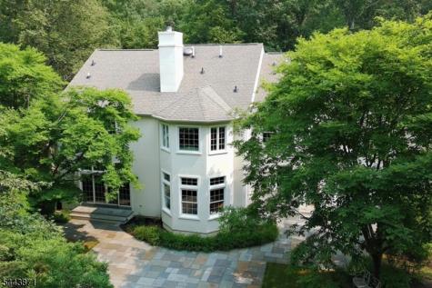 2 Martens Road Tewksbury NJ 08833