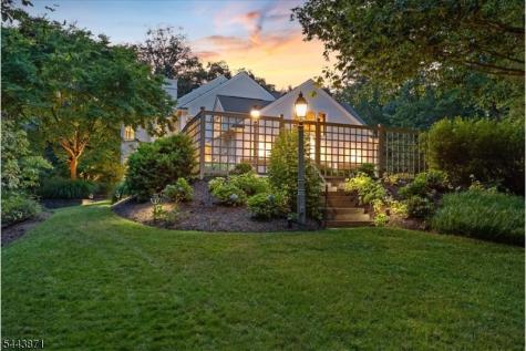 2 Martens Road Tewksbury NJ 08833