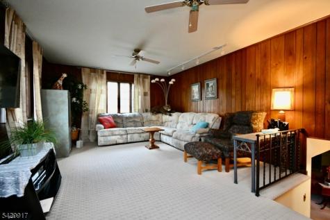 32 Dover Milton Road Jefferson NJ 07438