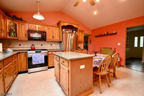 32 Dover Milton Road Jefferson NJ 07438
